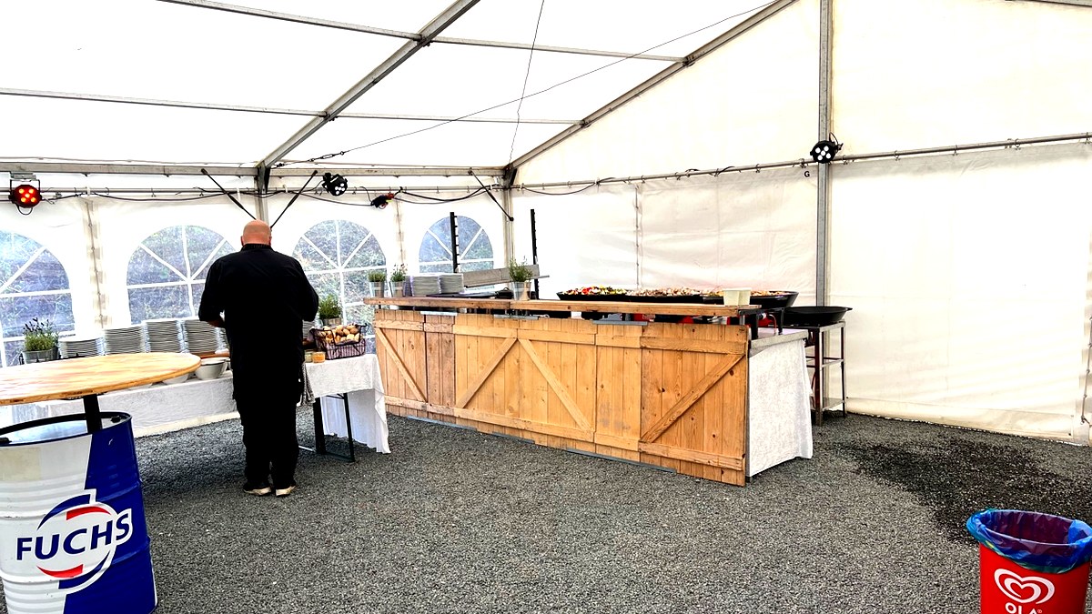 Zelt Catering
